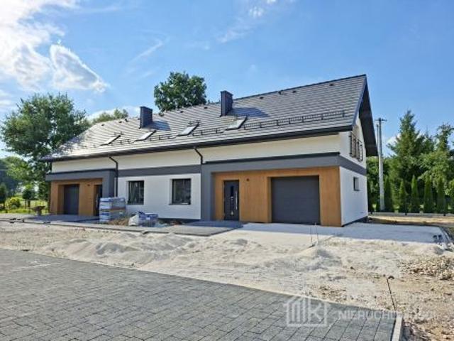 Niepołomice, 117 m² Dom
