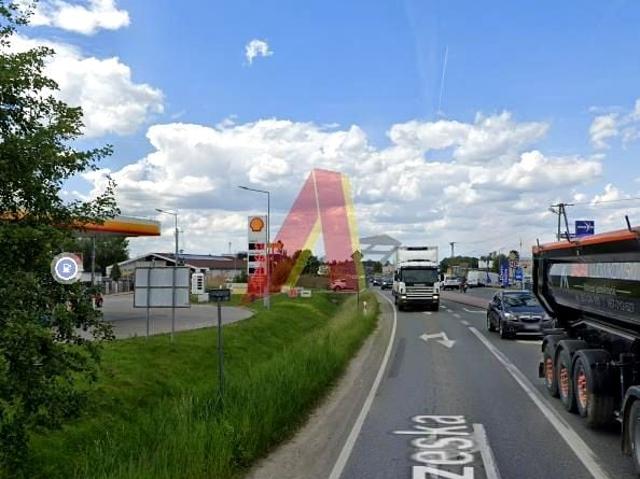 Niepołomice 2 200 m², Niepołomice