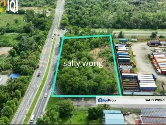 Nilai 3, 5Acres Comercial Land For