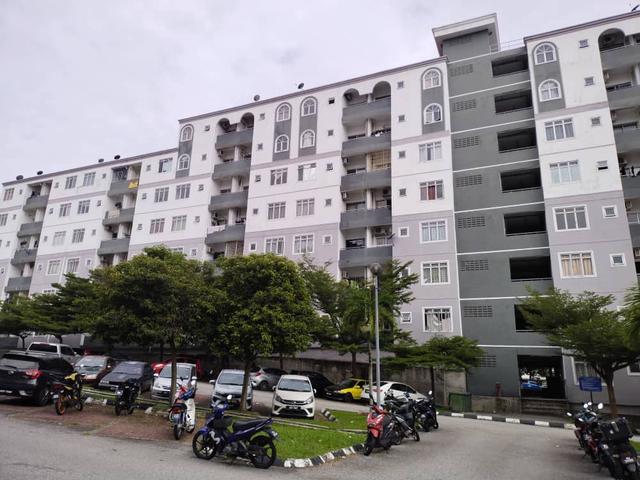 NILAI Desa Palma Apartment Block D 828sqft KLIA INTI USIM