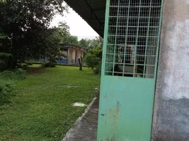 Nilai flat house for sale Ground floor Corner