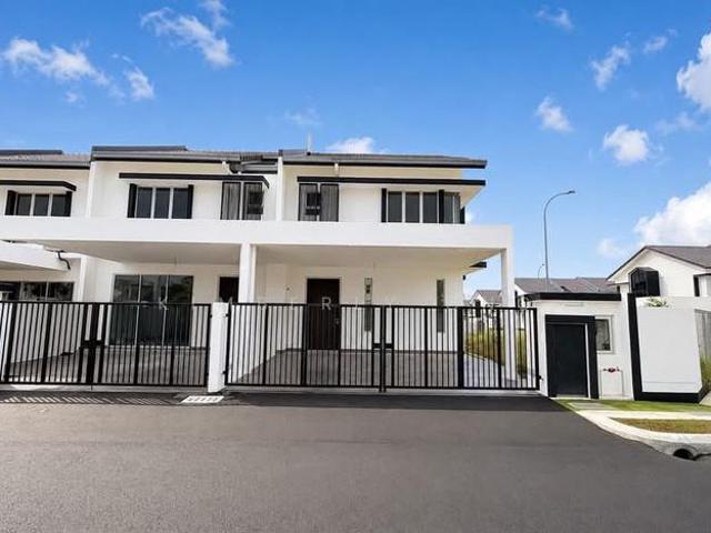 Nilai Impian House For Rent