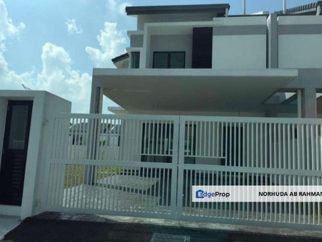 NILAI IMPIAN LAMAN DELFINA