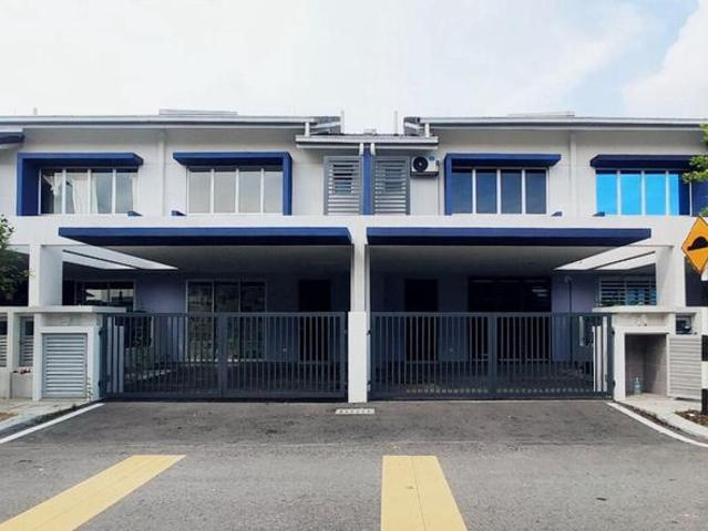 NILAI IMPIAN Teres 2 Tingkat Laman Anggerik near PLUS Hway Nilai 3