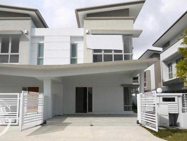 Nilai Landed Harga Runtuh Sebelah E215 Sahaja Dkt dari KL