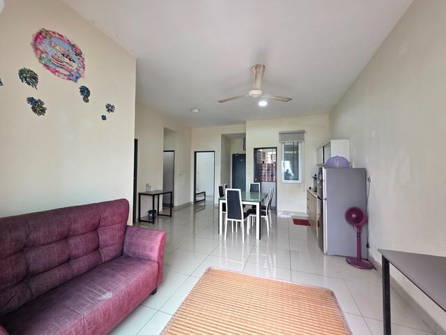 Nilai Mesahill 3 Bedroom level 21 Block A furnished