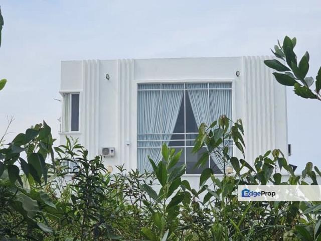 Nilai Spring Villas