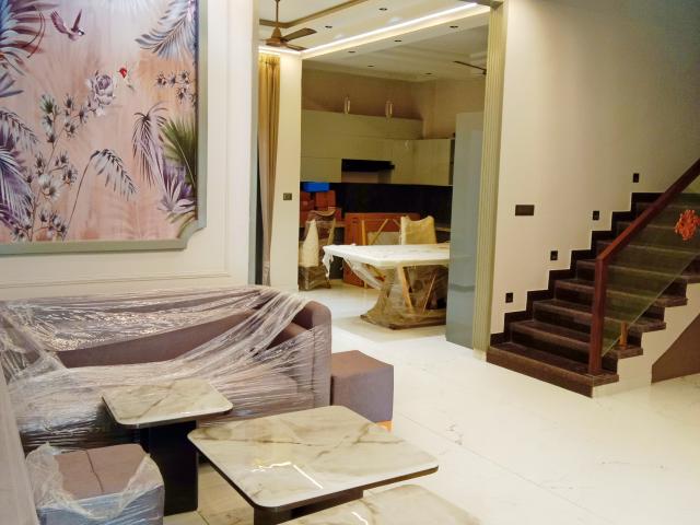 Nirman Nagar, Jaipur West 5 Bedroom 220 Sq. Yd. Independent House in Nirman Nagar Jaipur Listing ID: #10377