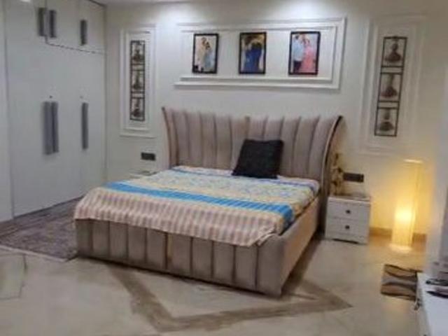 Niti Khand I, Ghaziabad City 5 Bedroom 3800 Sq. Ft. Builder Floor in Niti Khand I Ghaziabad Listing ID: #10332