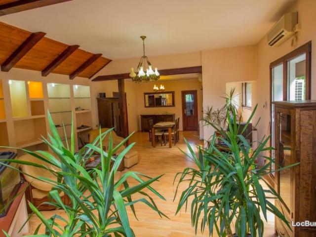 Nivel in vila, cu gradina proprie si prezentare specialaUltracent