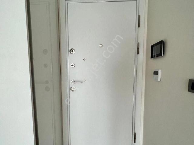 Nivo İstanbul Sitesinde Peyzaj Manzaralı Boş 1+1 Satılık