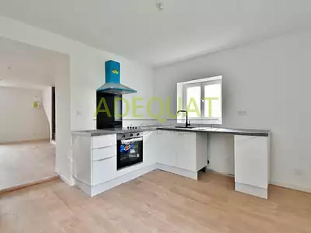 Nivolas Vermelle 38300 Location appartement 4 pièces t4