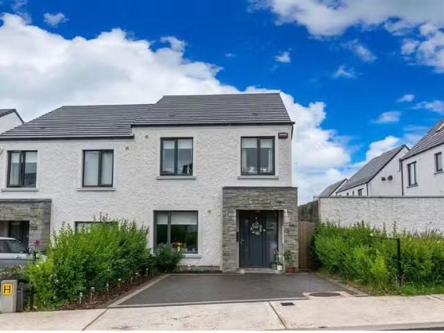 No. 48 Tinnycross Park, Ballymore Eustace, Naas, Kildare
