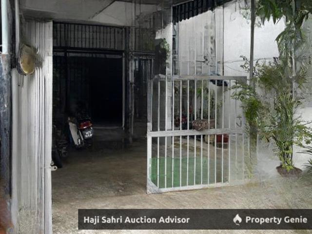 No. 59, Jalan SG 9/30, Taman Sri Gombak, 68100 Batu Caves, Selangor 2 Storey Terrace House 7 th Auction Non LACA 41% BMV