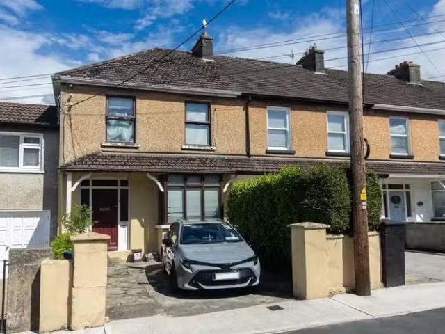 No. 8 Clareview Avenue, Farranshore, Clareview, Co. Limerick.