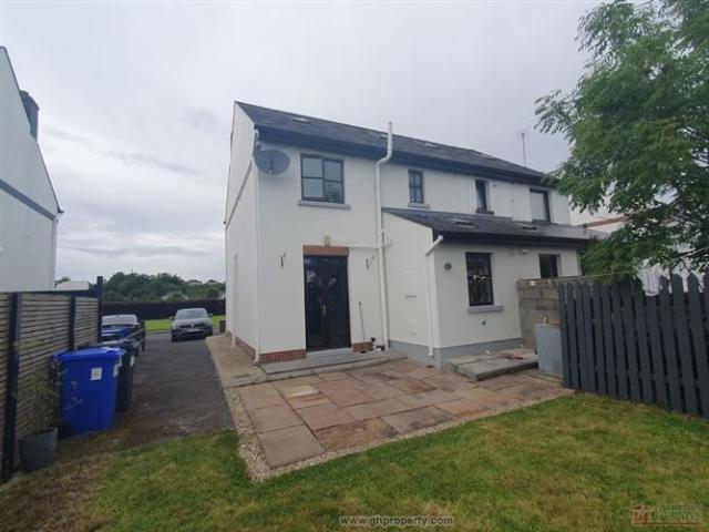 No. 10 The Paddocks, Carrick on Shannon, Co. Leitrim, LMCARRICK Gordon Hughes Estate Agents 4818 MyHome. Ie Residential