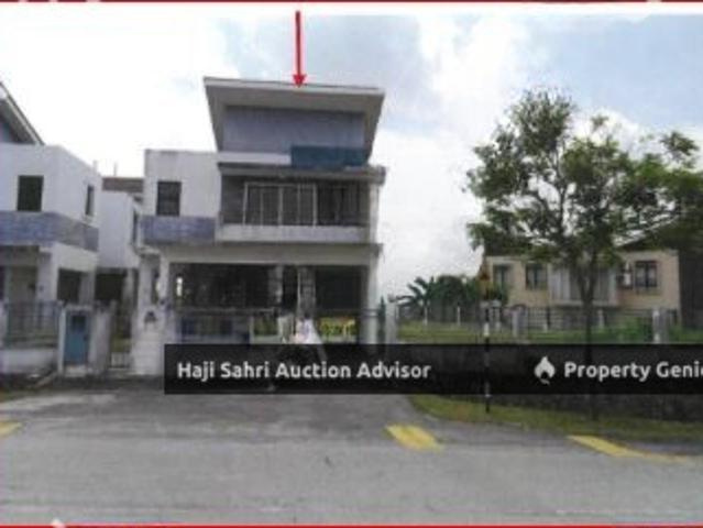 No. 14, Jalan Bukit Saujana 2, Bukit Saujana, 47000 Sungai Buloh, Selangor 2 Storey Semi Detached House