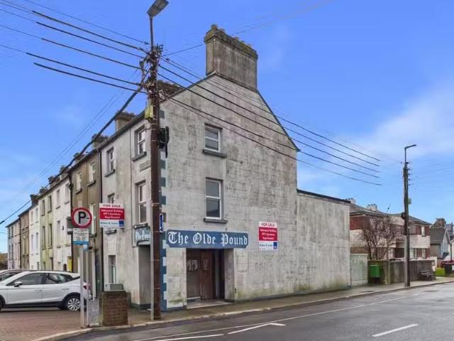 No. 1 St. Peter's Square, Wexford Town, Wexford, Y35 YD95