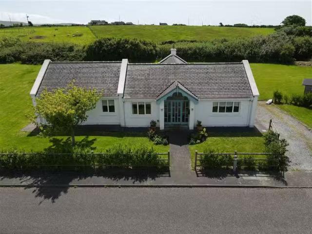 No. 2 Milltown, Dingle, Kerry