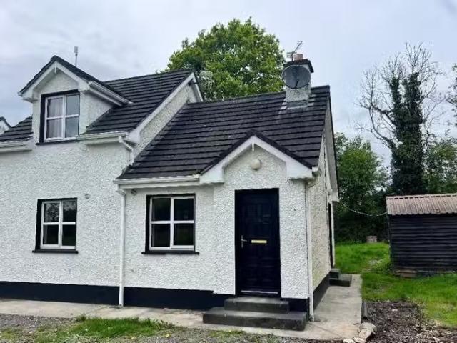 No.2 Drumgeaglom, Leitrim Village, Co. Leitrim