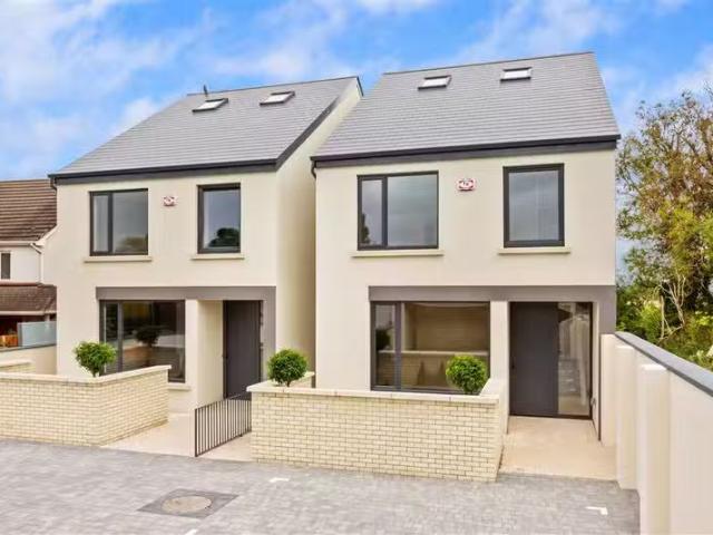 No.2 Whitegates, Sandyford Village, Sandyford, Dublin 18, D18.