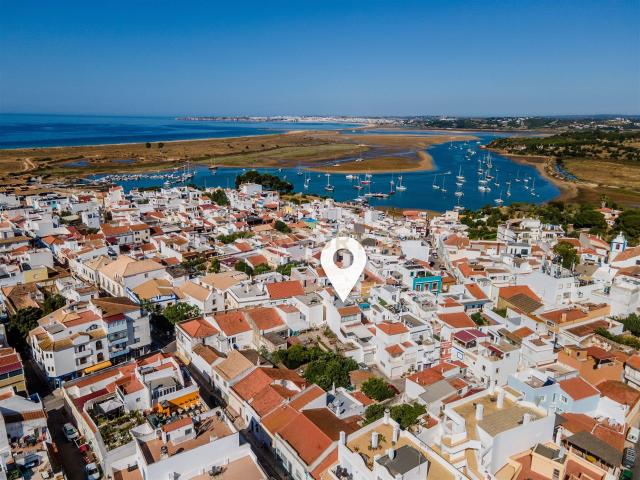 No coração do centro histórico de Alvor, fantástica moradia. 161m² Alvor