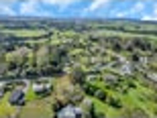 No covenants, 1,012 sqm of freedom