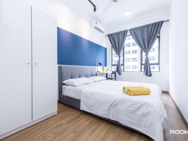 [NO DEPOSIT] [FEMALE] MEDIUM Room to Let