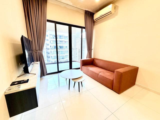 No management fee country garden 2 bed danga bay 2bed rnf low deposit