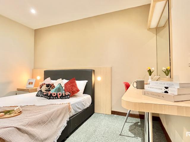 No Money Down and All the Perks: Zero Deposit, Free WiFi, and a Sparkling Clean Room Awaits At Pudu