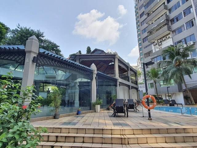 No owner, can cook, 3 Huge Master bedrooms with attached bathrooms