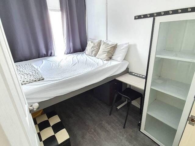 No owner, can cook, Commn rm, 2mins walk to Chinatown MRT & Famous Food Centre, Above Shopping Mall
