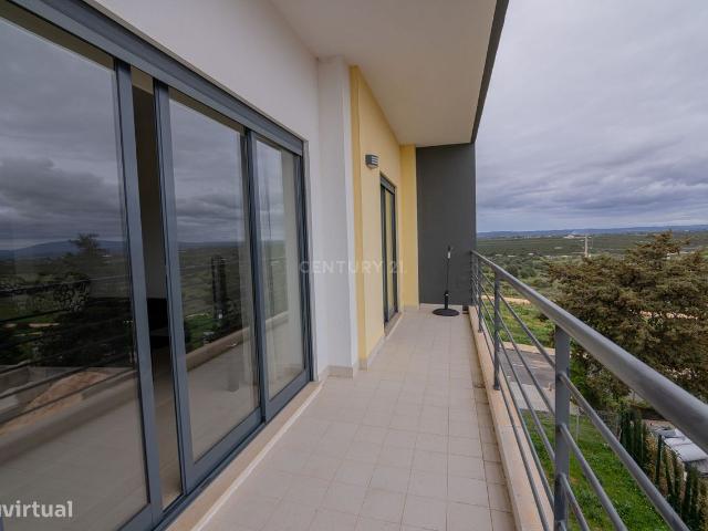 NO PERCA ESTA GRANDE OPORTUNIDADE! APARTAMENTO T1 COM ACABAMENTOS DE