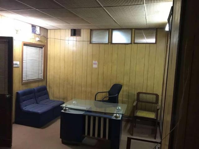 No securty / no advance. Furnished offce in committee chowk rwp rawalpindi committee chowk id 58633