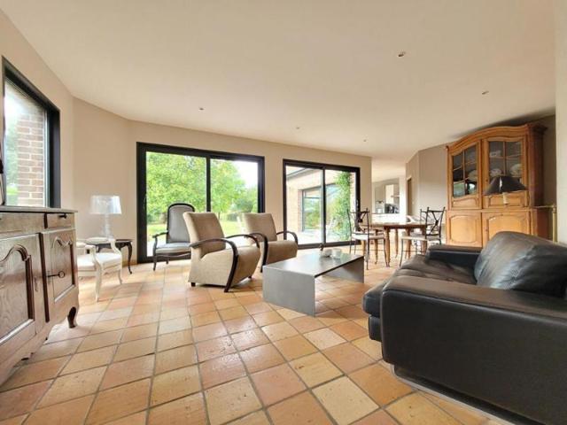 Nomain Maison 5 pièce s 190 m2