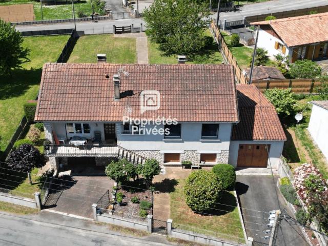 NONTRON: Maison saine DPE D, 100 m² habitables + Garage XXL de 41 m² !