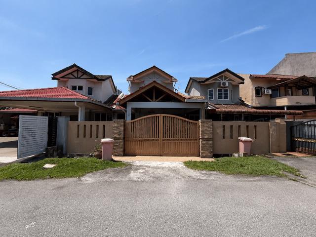 NON BUMI 15 Storey Terrace House Seksyen 7 Kota Damansara