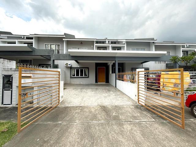 NON BUMI 2 Storey House Laurel Laman View Cyberjaya