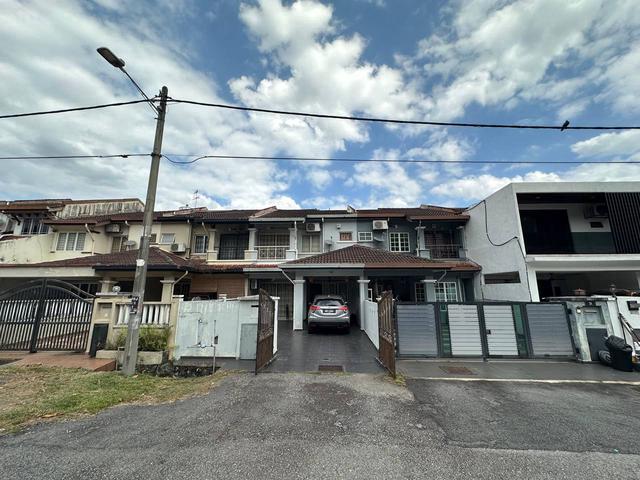 Non Bumi 2 Storey PUJ 4 Puncak Jalil Seri Kembangan Selangor