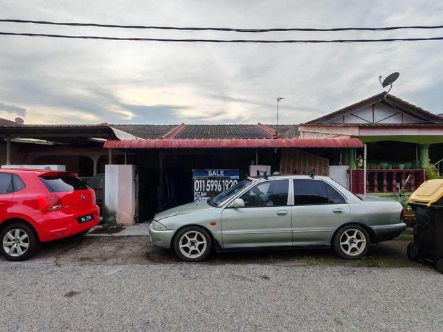 Non Bumi 300m ke Masjid Depan Padang Taman Seri Mawar