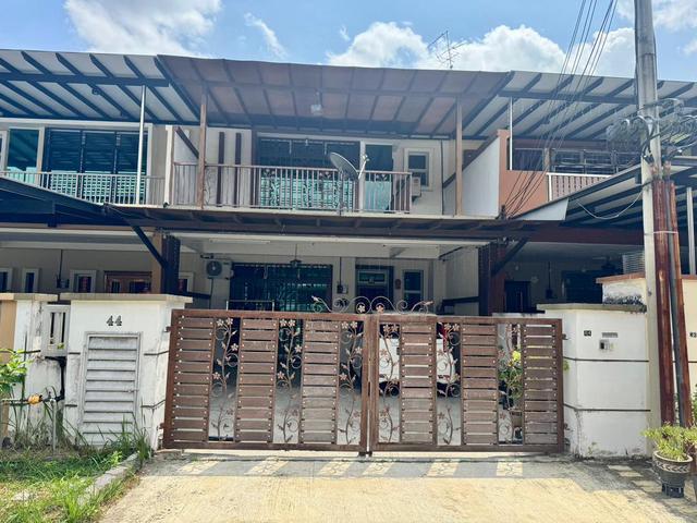 NON BUMI Taman Pulai Indah Double Storey Bigger Builtup