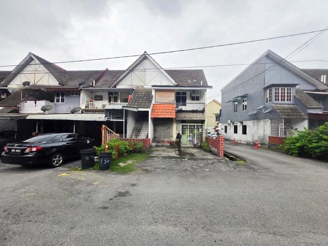 NON BUMI Townhouse Taman Bukit Teratai Ampang Selangor