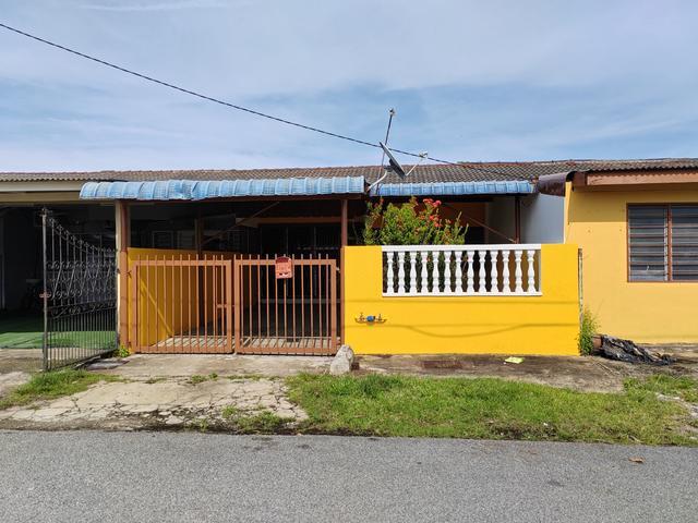 NON BUMI UNIT Rumah Teres di Taman Permint Jaya Chendering K TRG