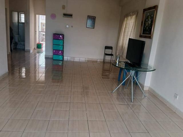 NON BUMI UNIT Tasik Mewah Condominium at Seremban for Sale