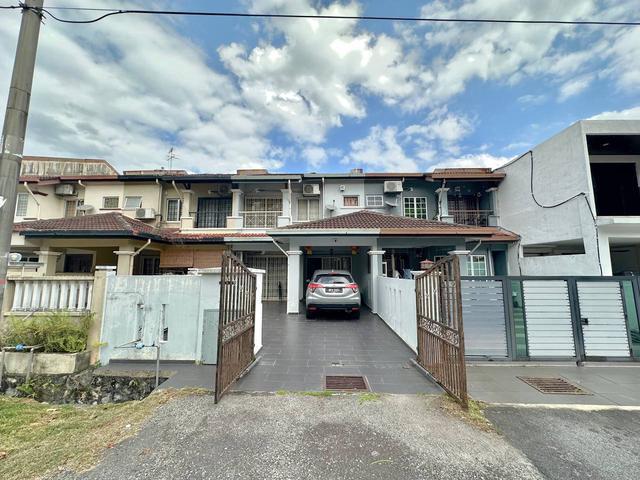 NON BUMI Double Storey PUJ 4 Puncak Jalil Seri Kembangan Selangor