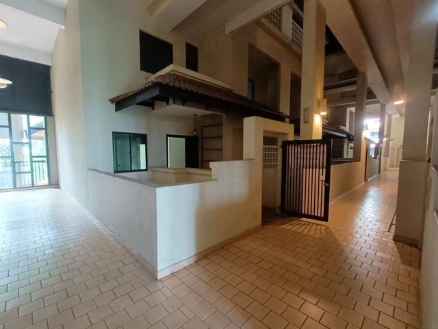NON BUMI DUPLEX Blok B at Armanee Condominium Damansara Damai