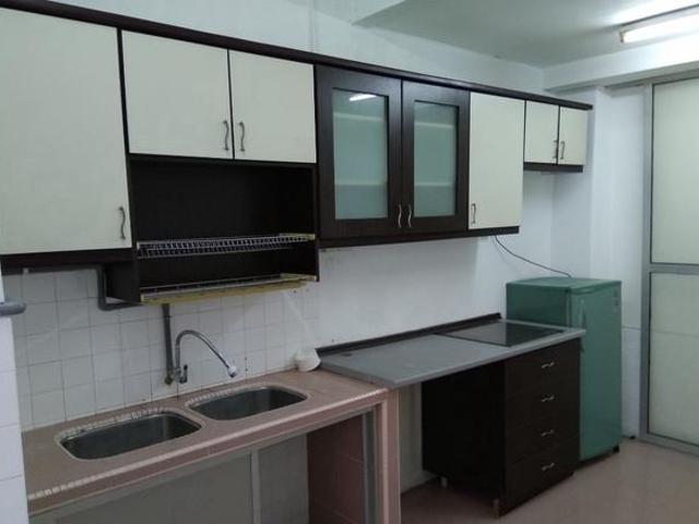 NON BUMI Face OPEN Taman Lembah Maju First Floor Townhouse Terrace