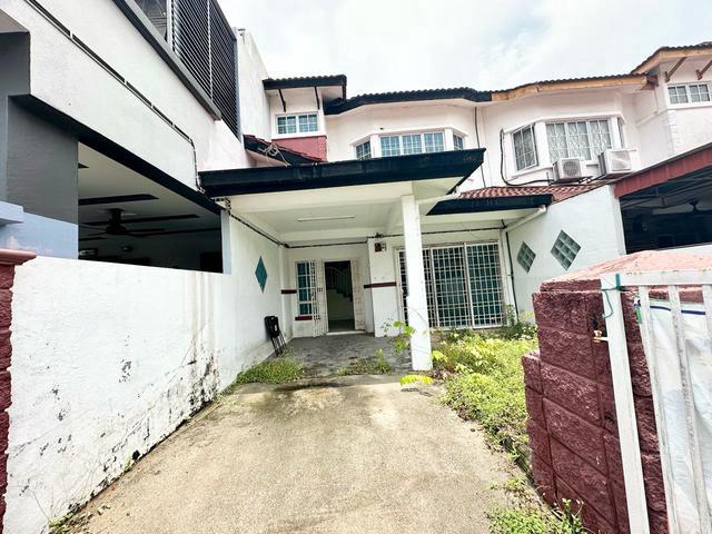 NON BUMI FREEHOLD Double Storey House Taman Sg Kapar Indah For Sale