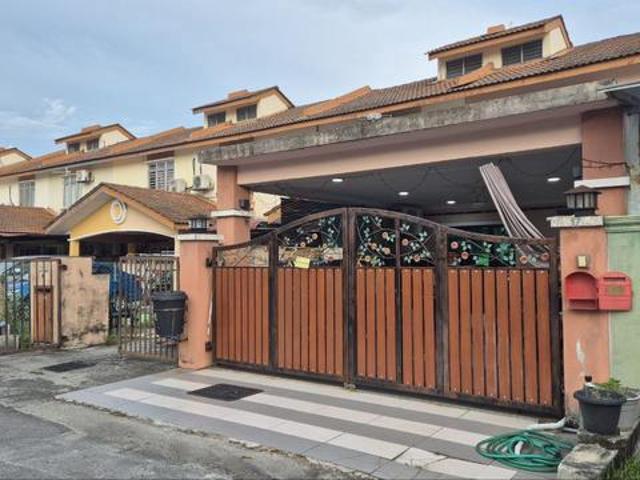 NON BUMI FULLY RENOVATED La Cottage Tmn Putra Perdana Puchong