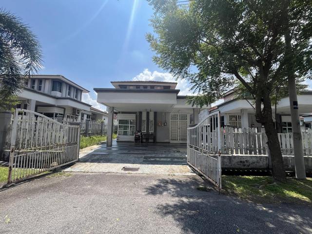NON BUMI Rumah Semi D Setingkat Taman Kasa Heights Alor Gajah